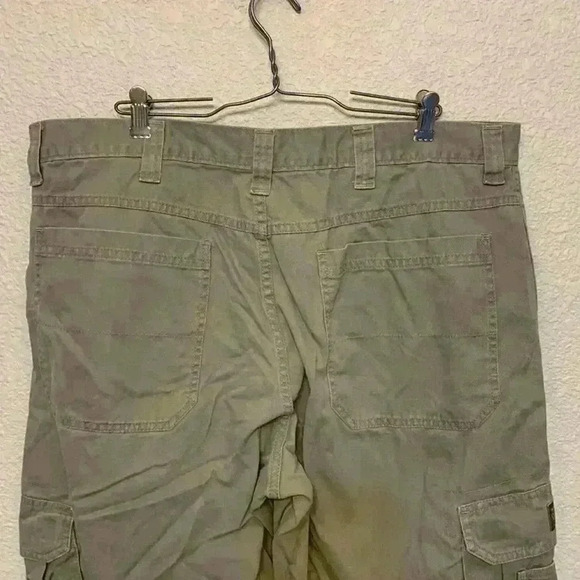 Wrangler men’s cargo jeans sz 36 blue collar work pants pockets outdoor *flaw - Picture 8 of 12
